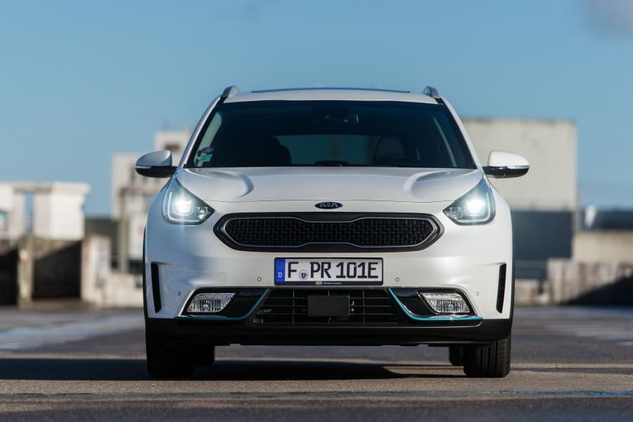  Kia Niro Plug-In Hybrid (DE) 2017 года  (WW) (фото 42 из 45)